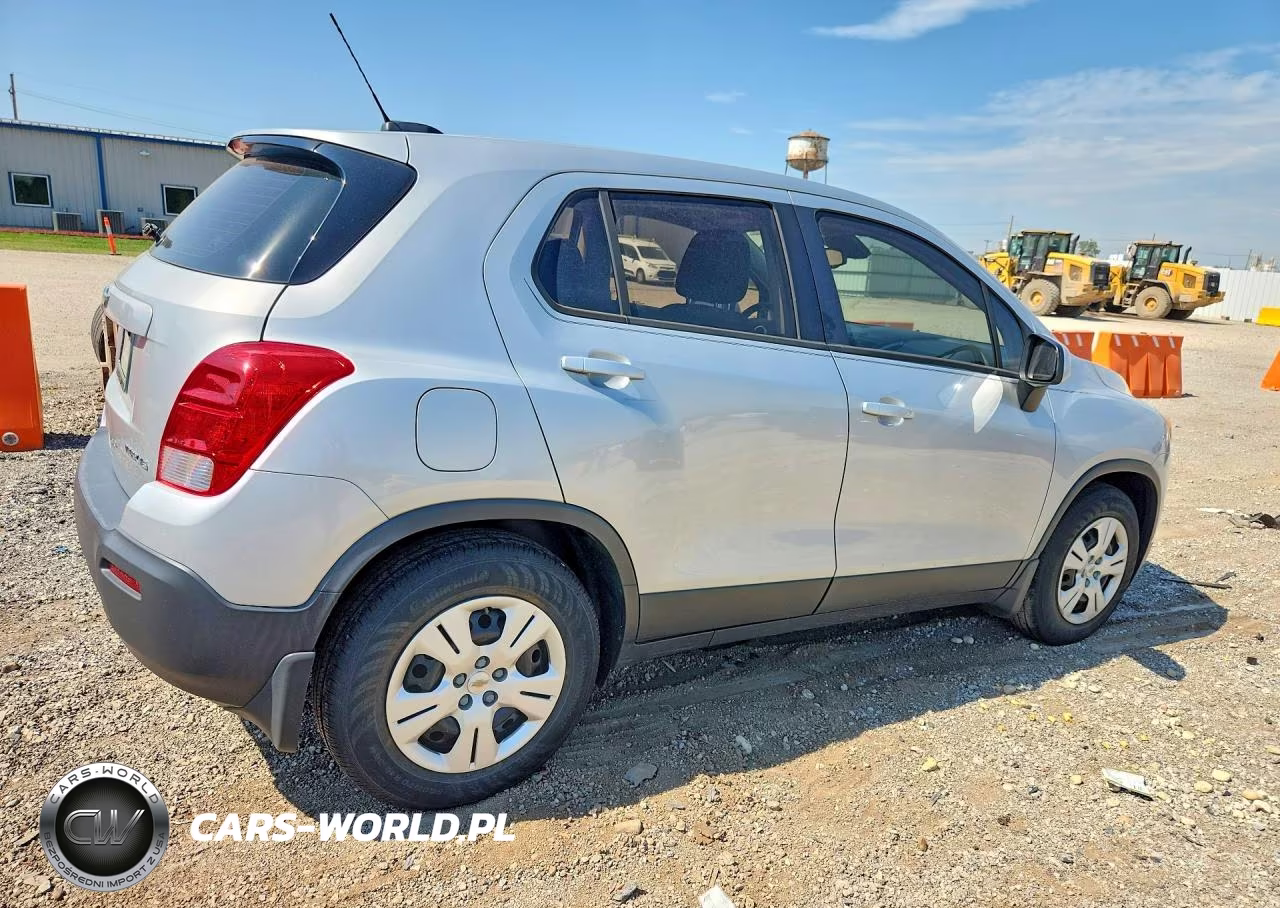 2015 Chevrolet Trax Ls VIN:3GNCJKSB4FL225366 - 3