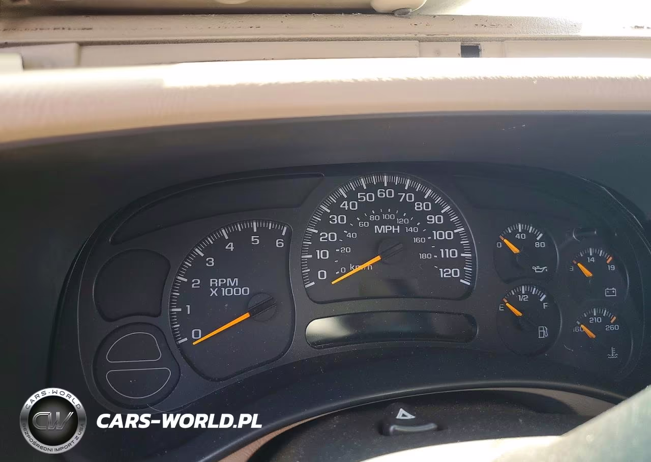 2004 Chevrolet Tahoe K1500 VIN:1GNEK13Z74R295106 - 9