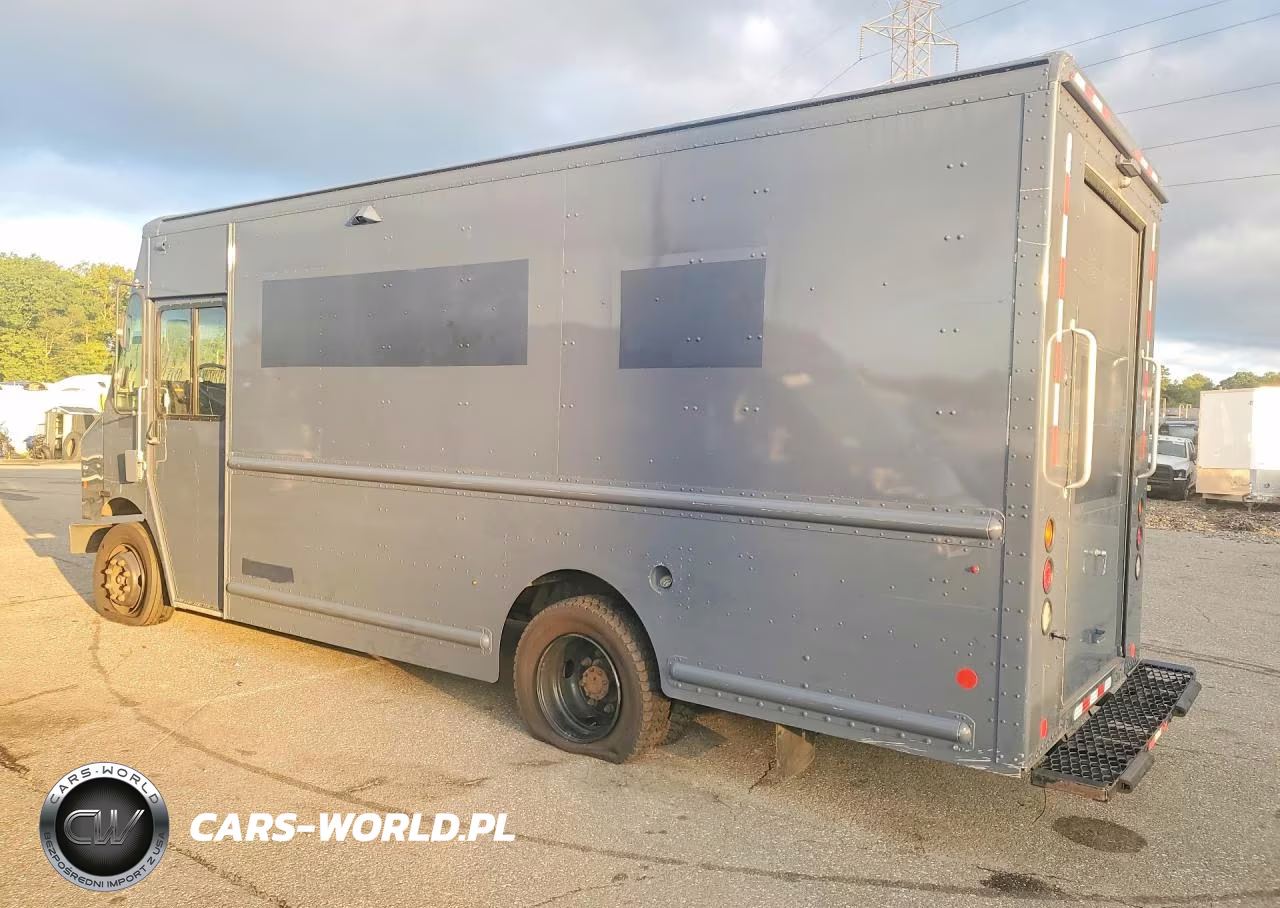 2020 Freightliner Chassis M Line Walk-In Van VIN:4UZAC2EA1LCLZ6611 - 2