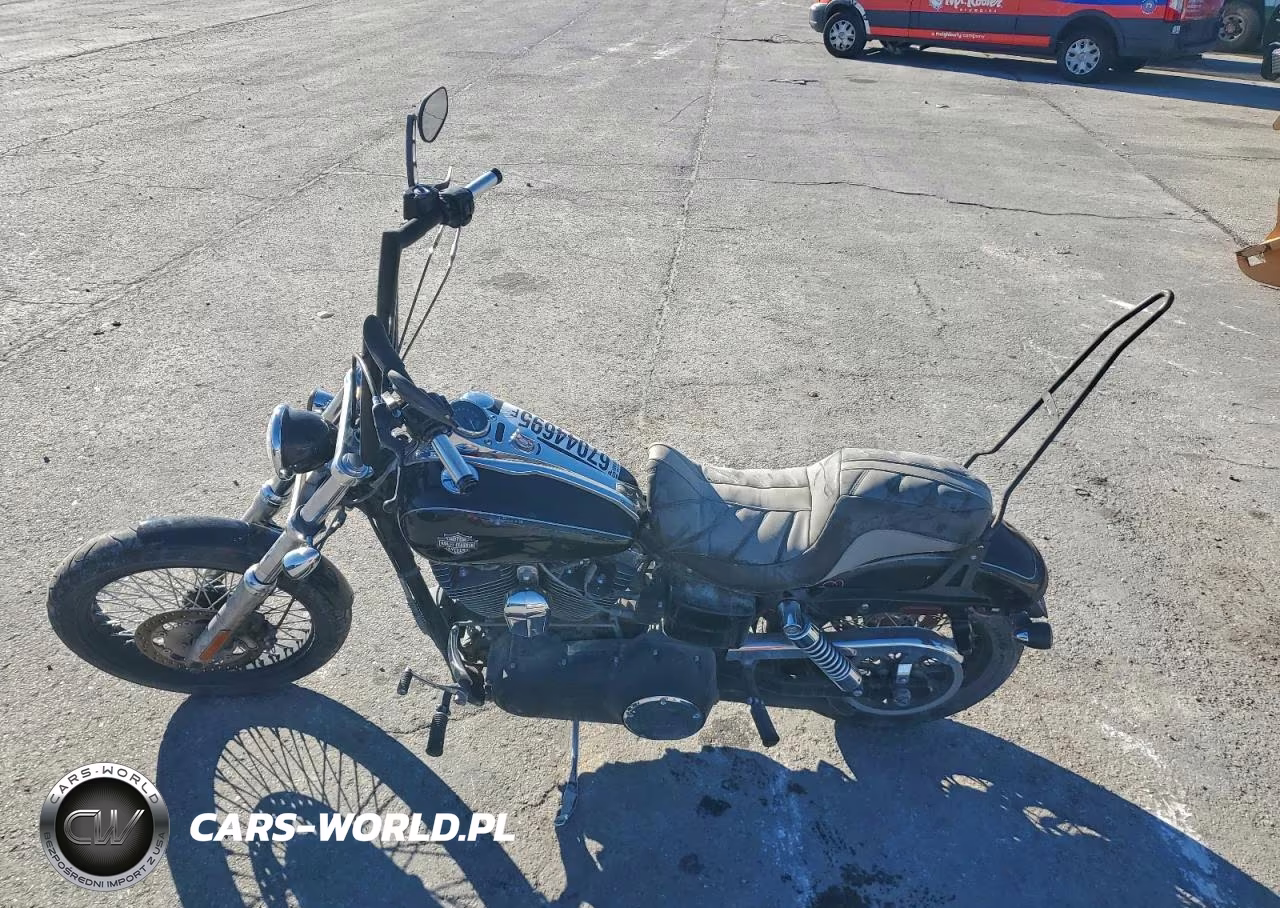 2012 Harley-Davidson Fxdwg Dyna VIN:1HD1GPM1XCC332637 - 3