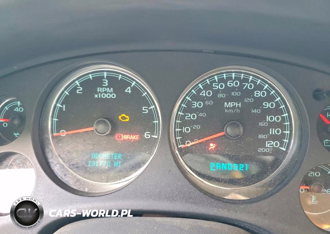 2008 GMC Sierra C1500 VIN:2GTEC19J581227375 - 9