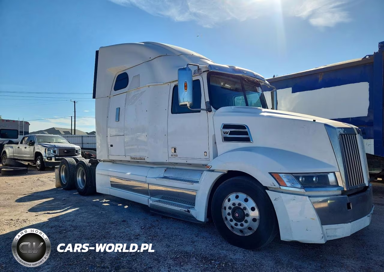2020 Western Star 5700 Semi Truck VIN:5KJJBHDR0LLLH8424 - 4