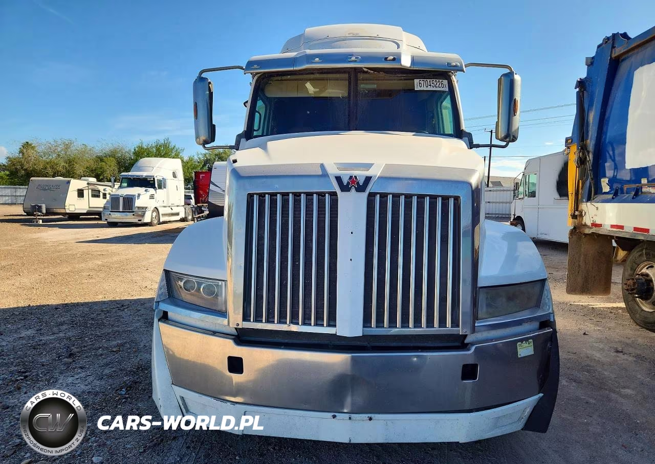 2020 Western Star 5700 Semi Truck VIN:5KJJBHDR0LLLH8424 - 5
