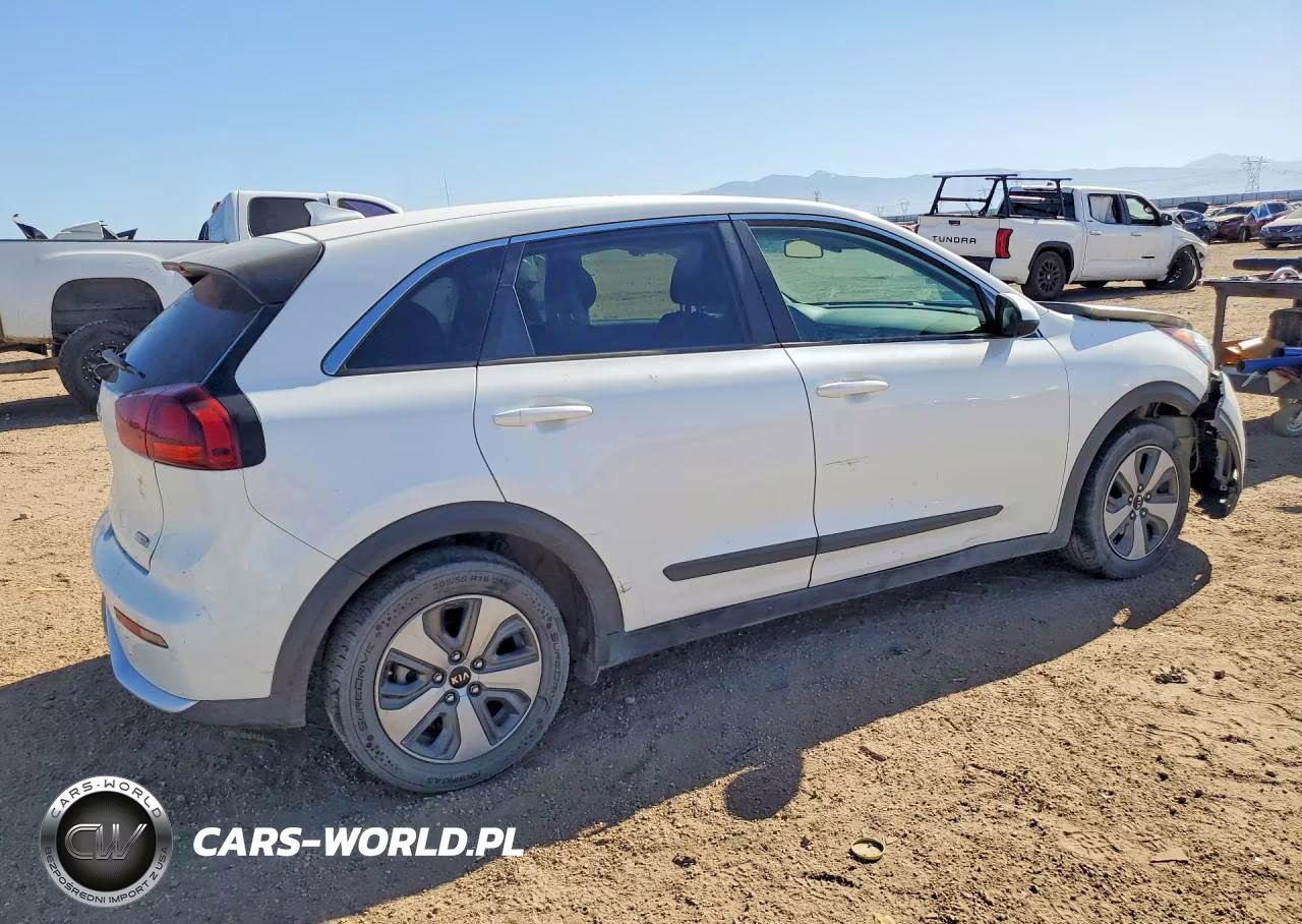 2019 Kia Niro Fe VIN:KNDCB3LC2K5241076 - 3