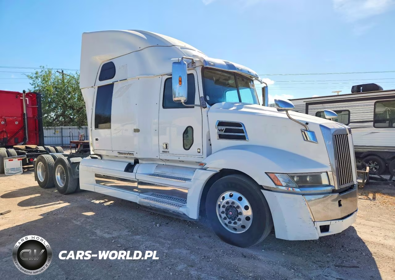 2020 Western Star 5700 Semi Truck VIN:5KJJBHDR0LLLH4261 - 4