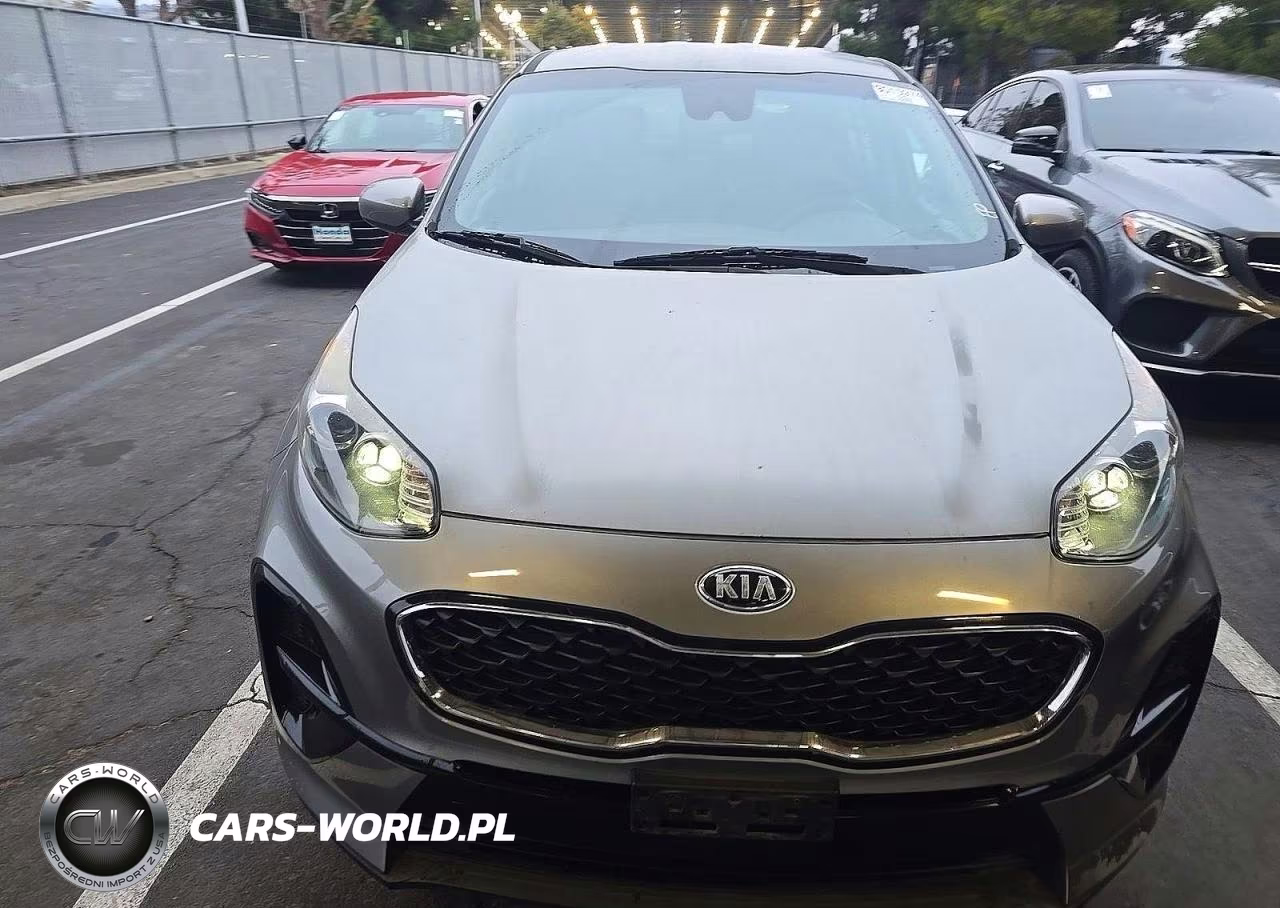 2020 Kia Sportage Lx VIN:KNDPM3AC7L7701286 - 11