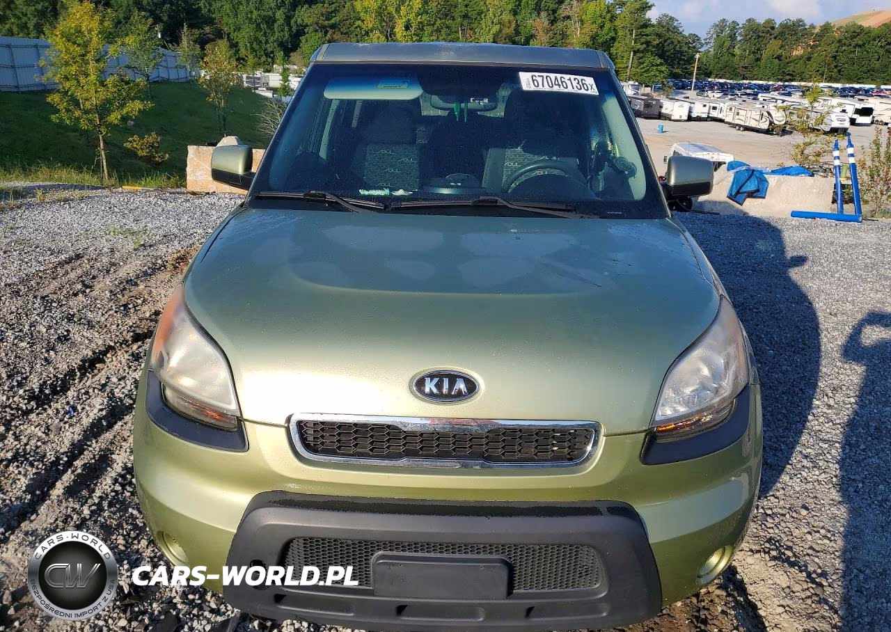 2011 Kia Soul + VIN:KNDJT2A29B7256638 - 5