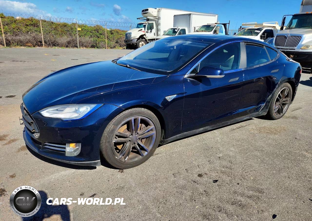 2014 Tesla Model S