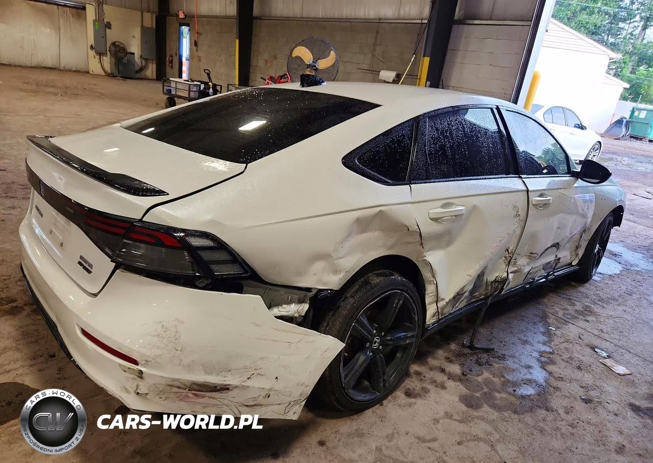 2025 Honda Accord Hybrid Sport-L VIN:1HGCY2F76SA080697 - 3