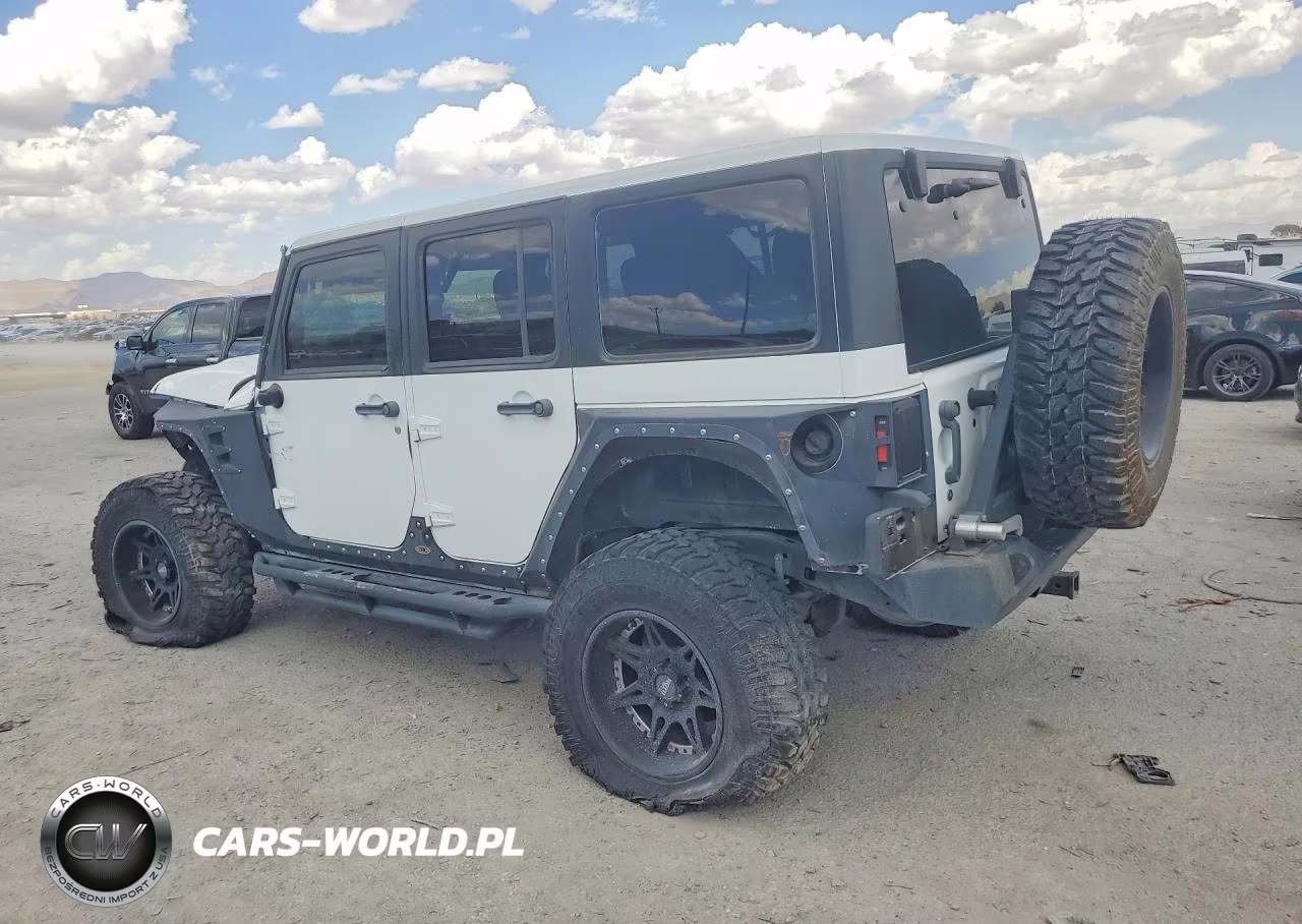 2014 Jeep Wrangler VIN:1C4BJWEG1EL203323 - 2
