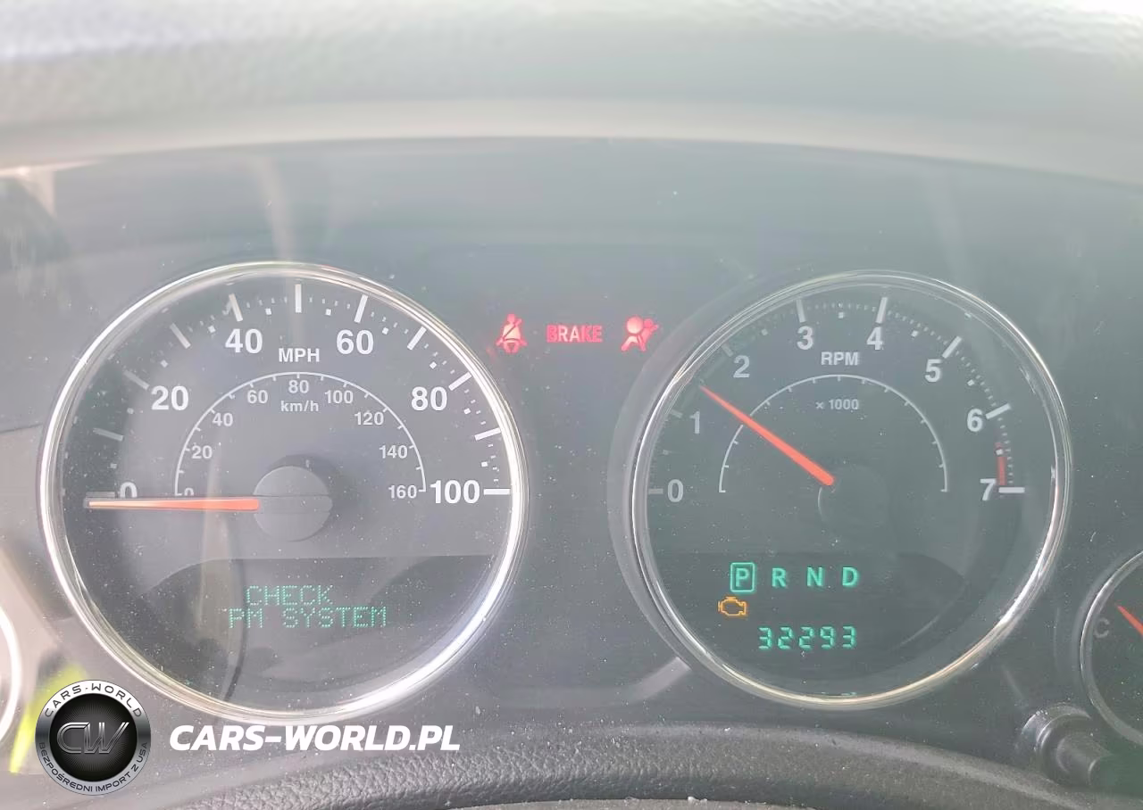 2014 Jeep Wrangler VIN:1C4BJWEG1EL203323 - 9