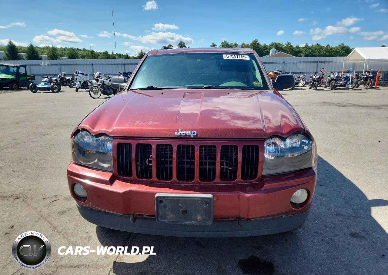 2007 Jeep Grand Cherokee Laredo VIN:1J8HR48P87C693922 - 5