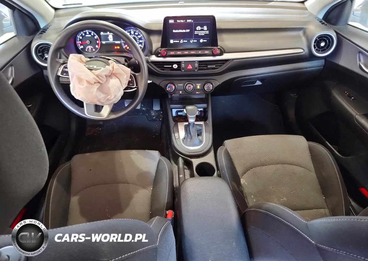 2024 Kia Forte Lxs VIN:3KPF24AD0RE741024 - 8