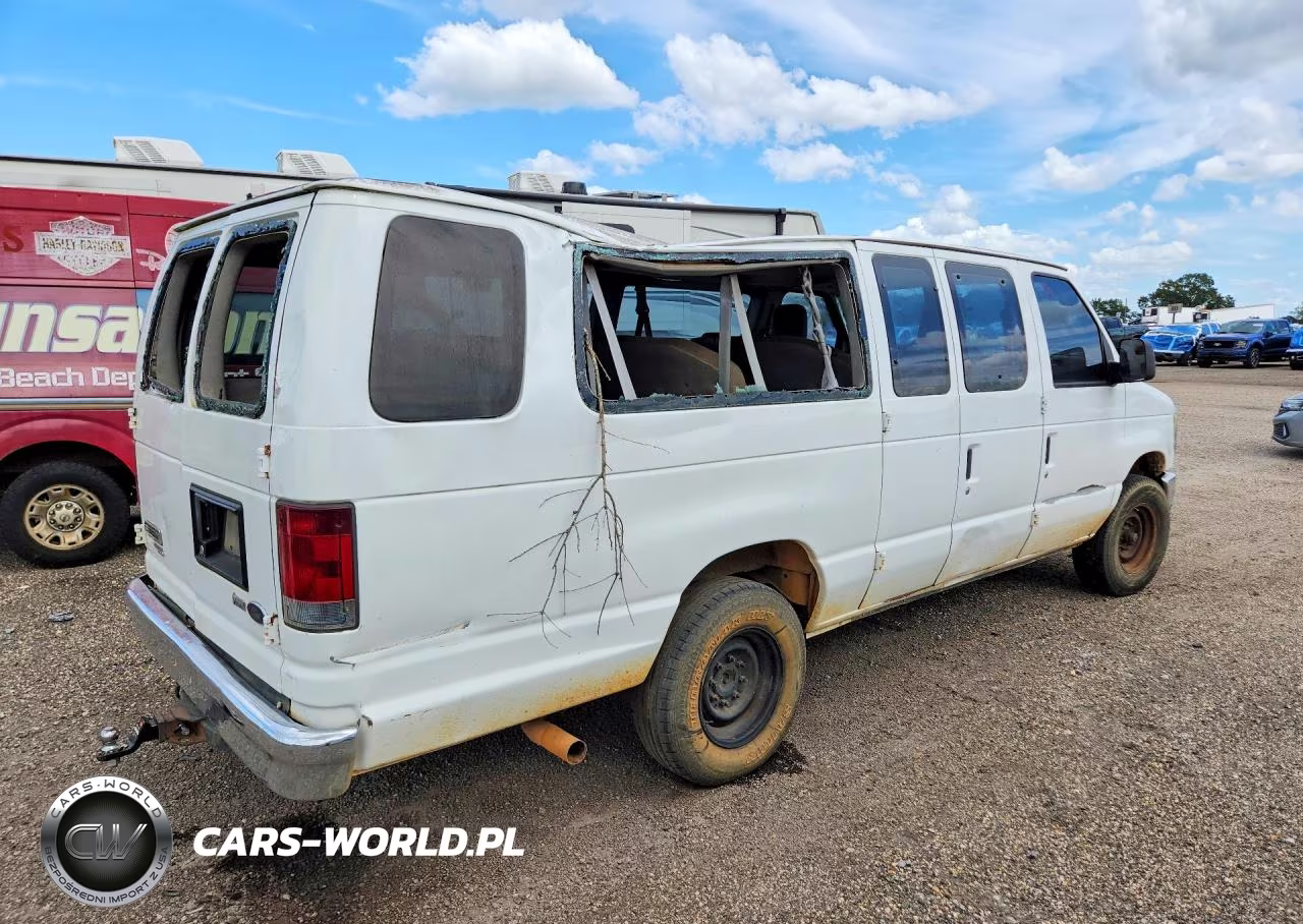 2013 Ford Econoline E350 Super Duty Wagon VIN:1FBSS3BL4DDA00095 - 3