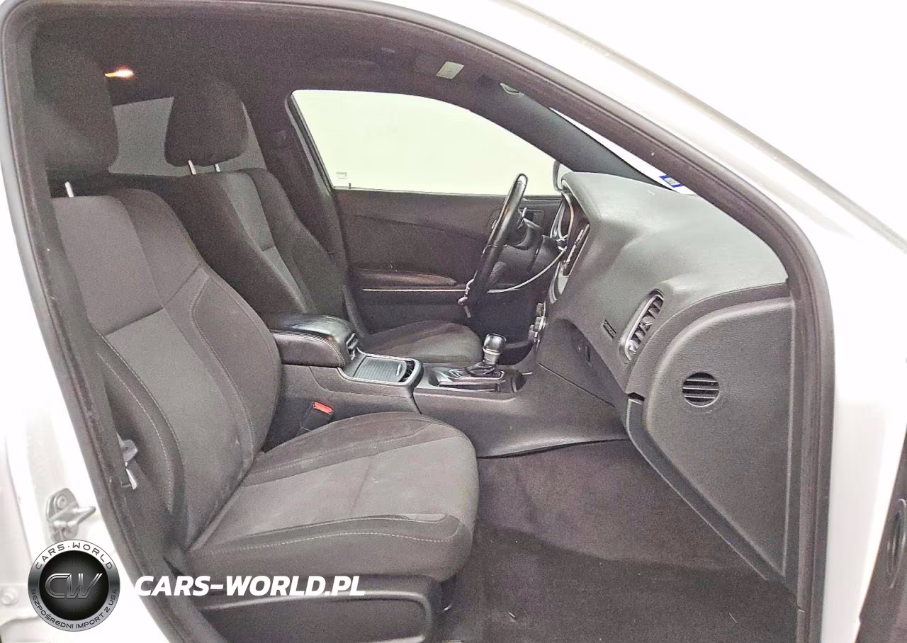 2018 Dodge Charger Sxt Plus VIN:2C3CDXHG3JH215739 - 13
