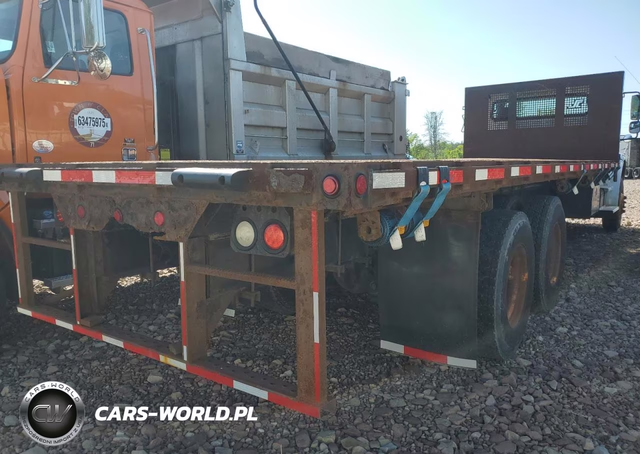 2014 Freightliner M2 106 Medium Duty VIN:1FVHCYCY0EHFP3183 - 3