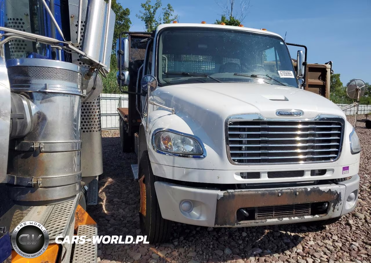 2014 Freightliner M2 106 Medium Duty VIN:1FVHCYCY0EHFP3183 - 4