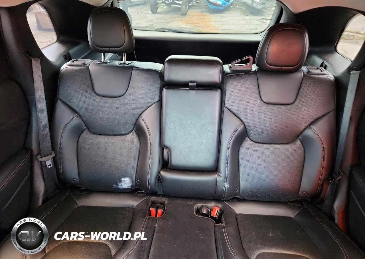 2019 Jeep Cherokee Limited VIN:1C4PJMDX6KD446451 - 10