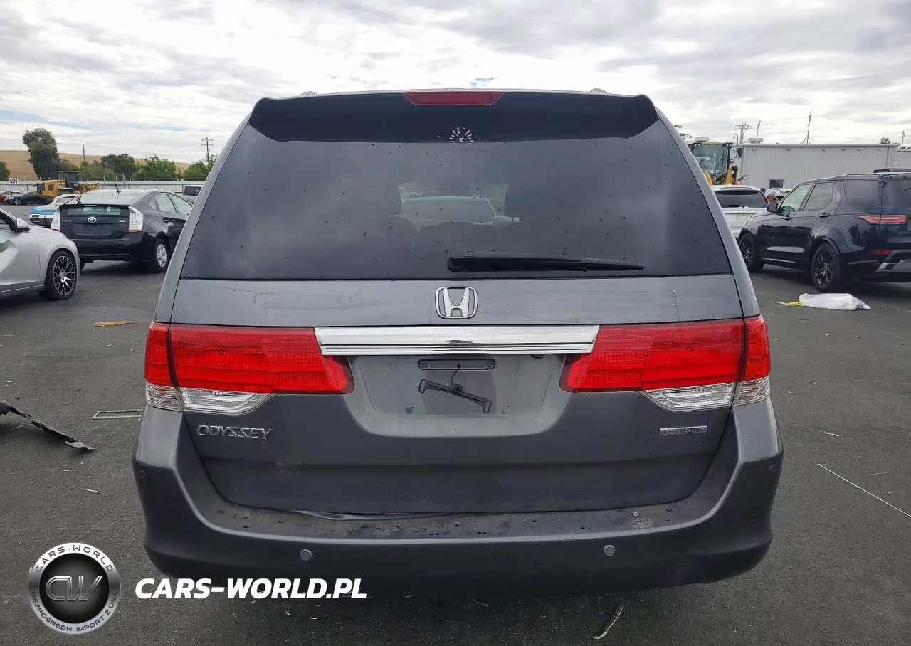 2010 Honda Odyssey Touring VIN:5FNRL3H94AB111544 - 6