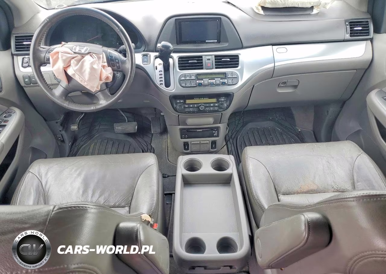 2010 Honda Odyssey Touring VIN:5FNRL3H94AB111544 - 8