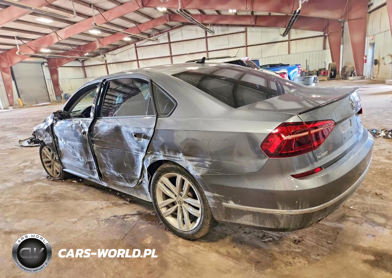2019 Volkswagen Passat Wolfsburg VIN:1VWLA7A33KC010662 - 2