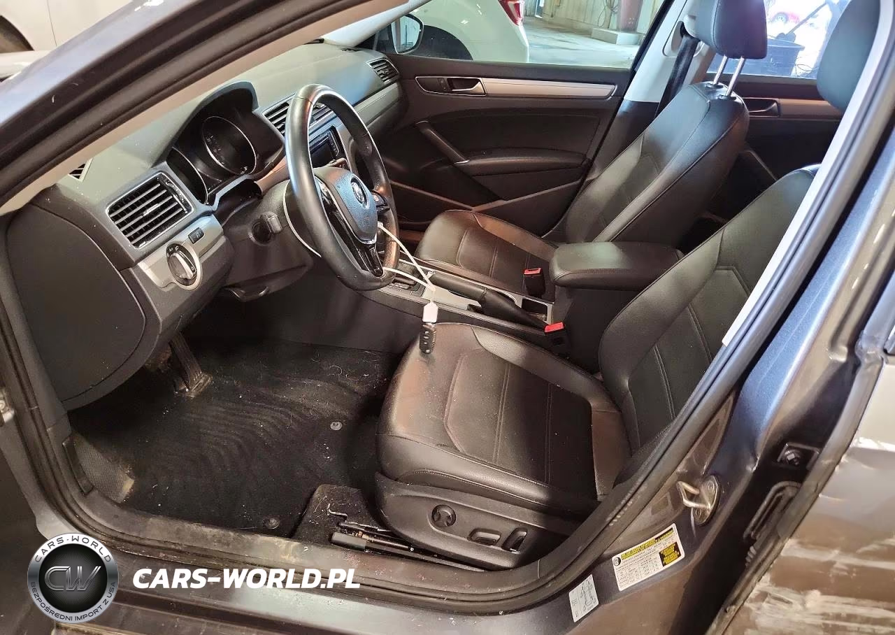 2019 Volkswagen Passat Wolfsburg VIN:1VWLA7A33KC010662 - 7