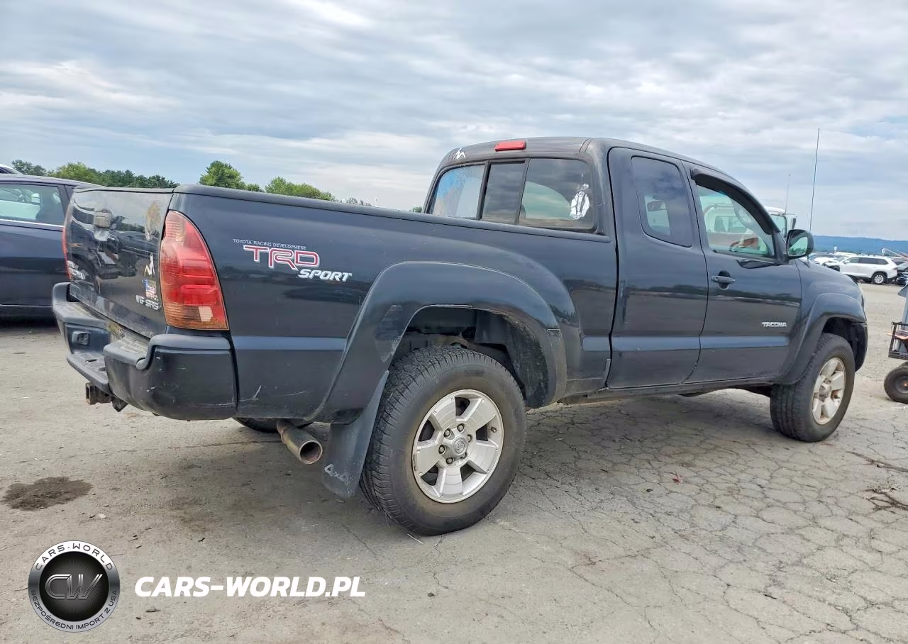 2008 Toyota Tacoma V6 VIN:5TEUU42N78Z477137 - 3