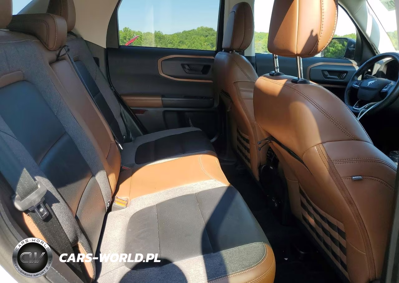 2022 Ford Bronco Sport Outer Banks VIN:3FMCR9C6XNRD92267 - 11