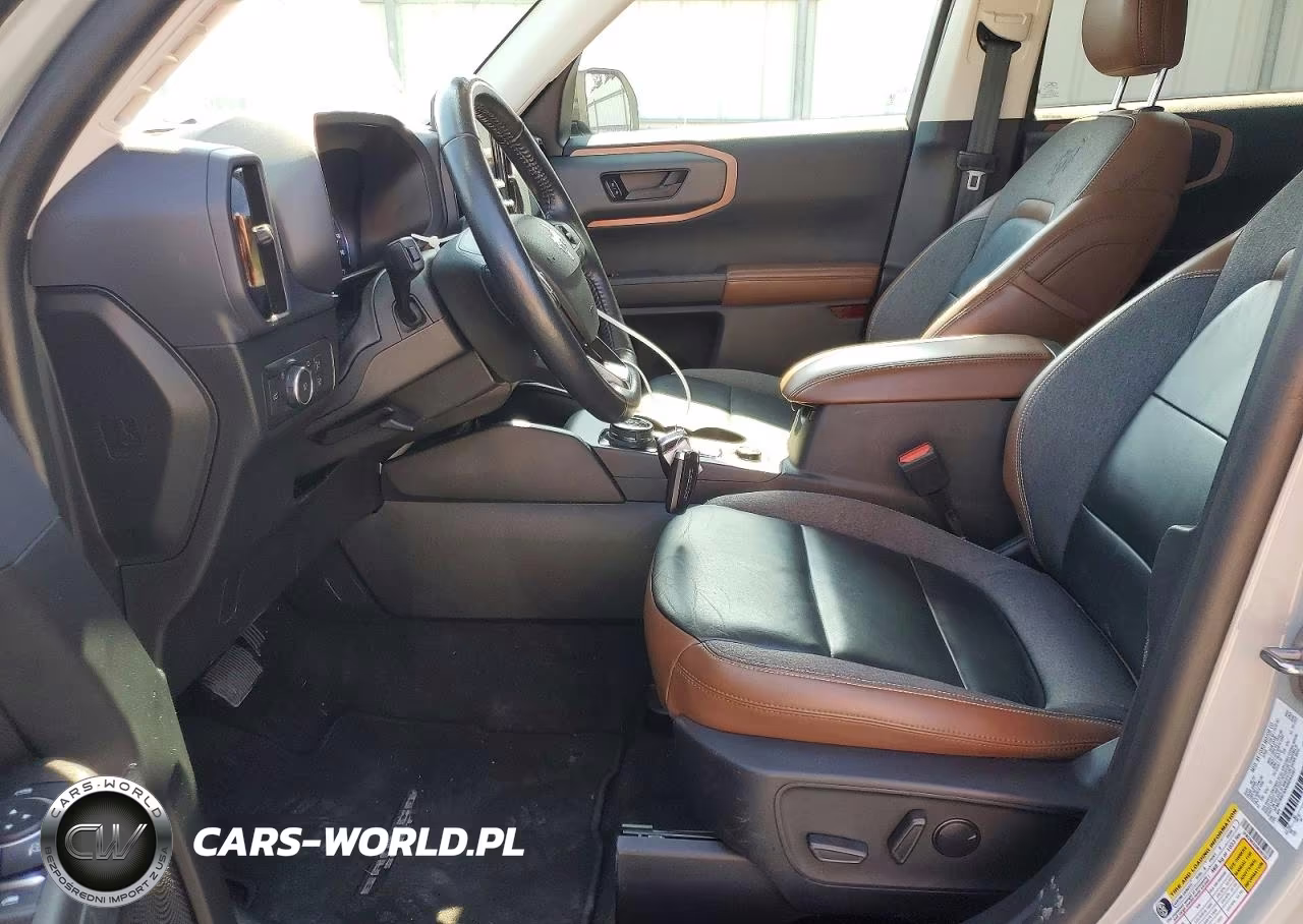 2022 Ford Bronco Sport Outer Banks VIN:3FMCR9C6XNRD92267 - 7