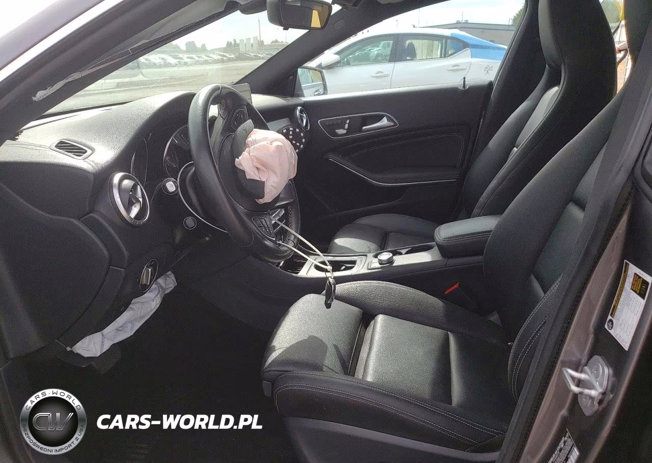 2018 Mercedes-Benz Cla 250 VIN:WDDSJ4EB9JN598302 - 7
