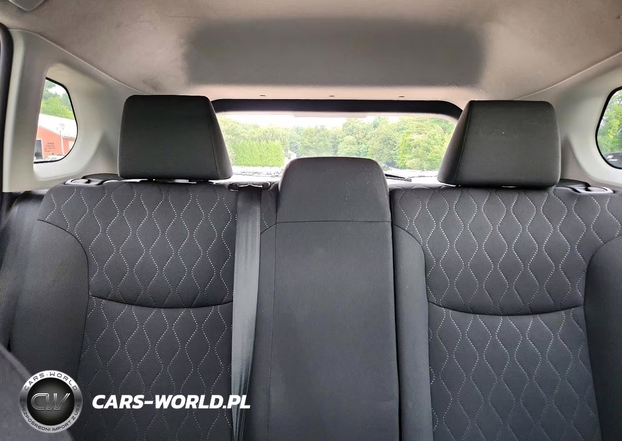 2022 Toyota Corolla Cross Le VIN:7MUBAABGXNV008185 - 10