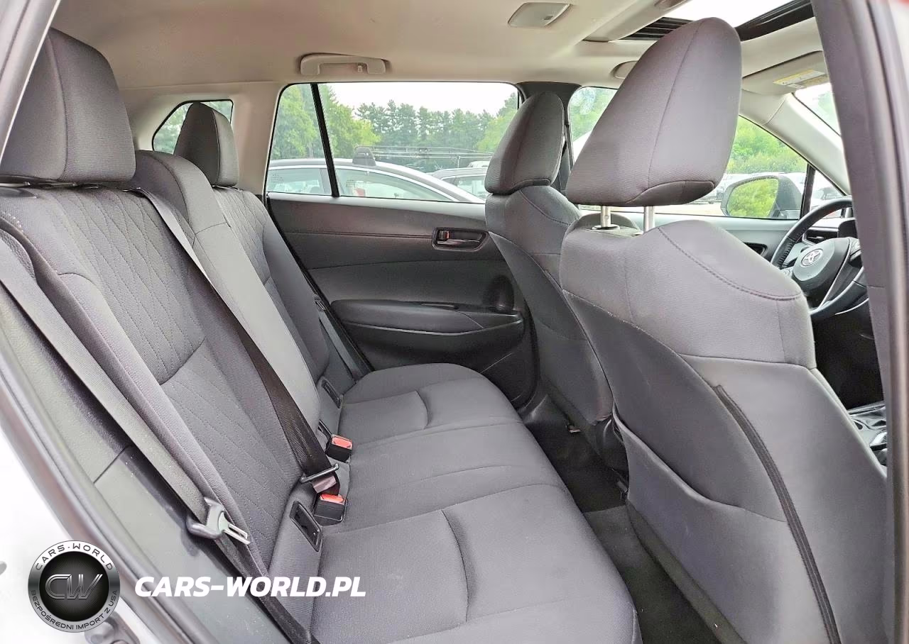 2022 Toyota Corolla Cross Le VIN:7MUBAABGXNV008185 - 11