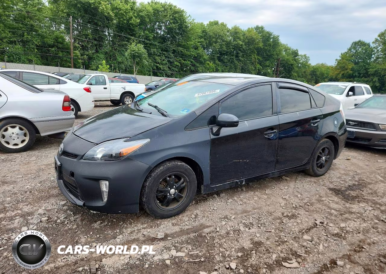 2011 Toyota Prius Two VIN:JTDKN3DU4B1384905 - 1