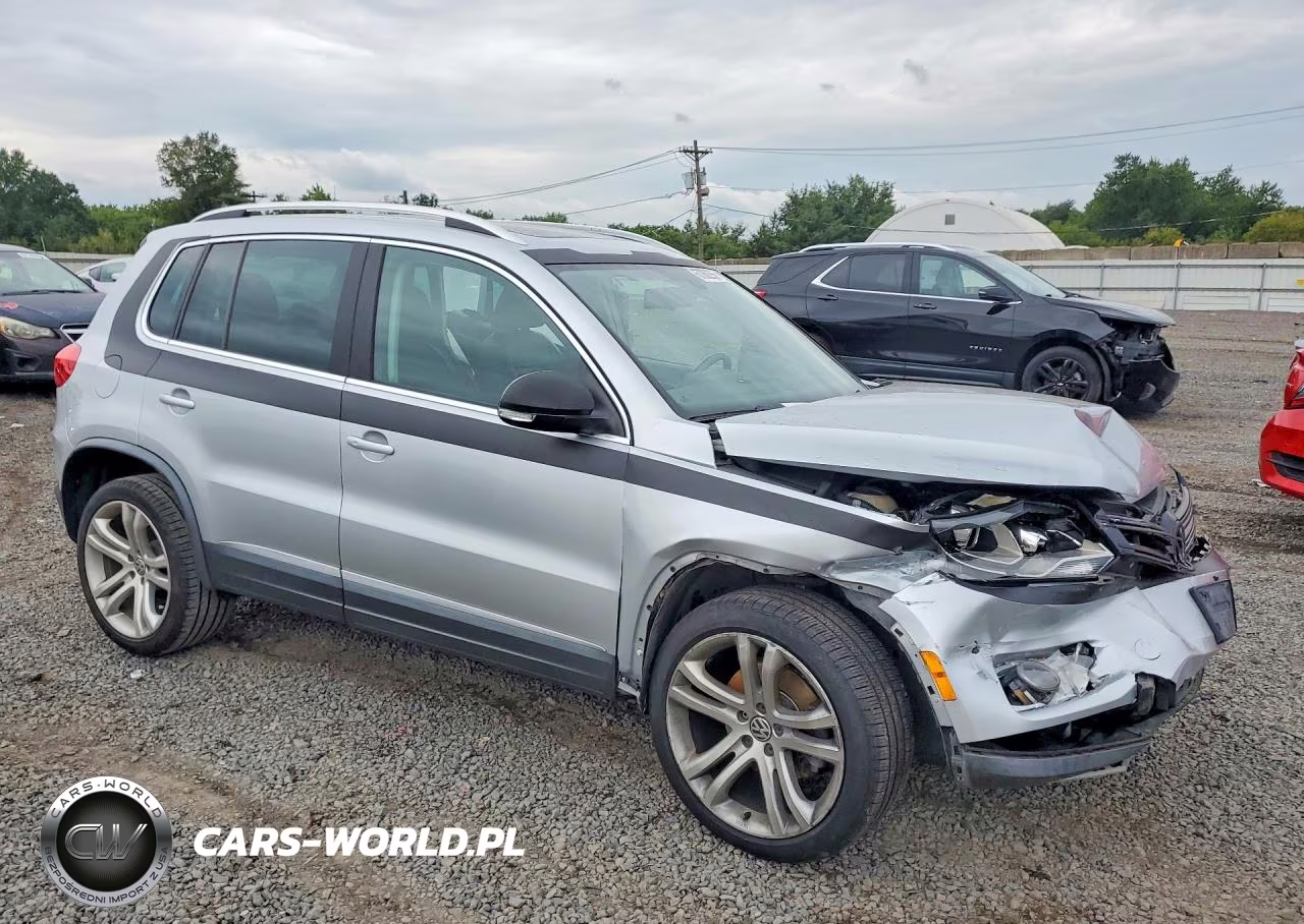 2012 Volkswagen Tiguan S VIN:WVGBV7AX0CW548897 - 4