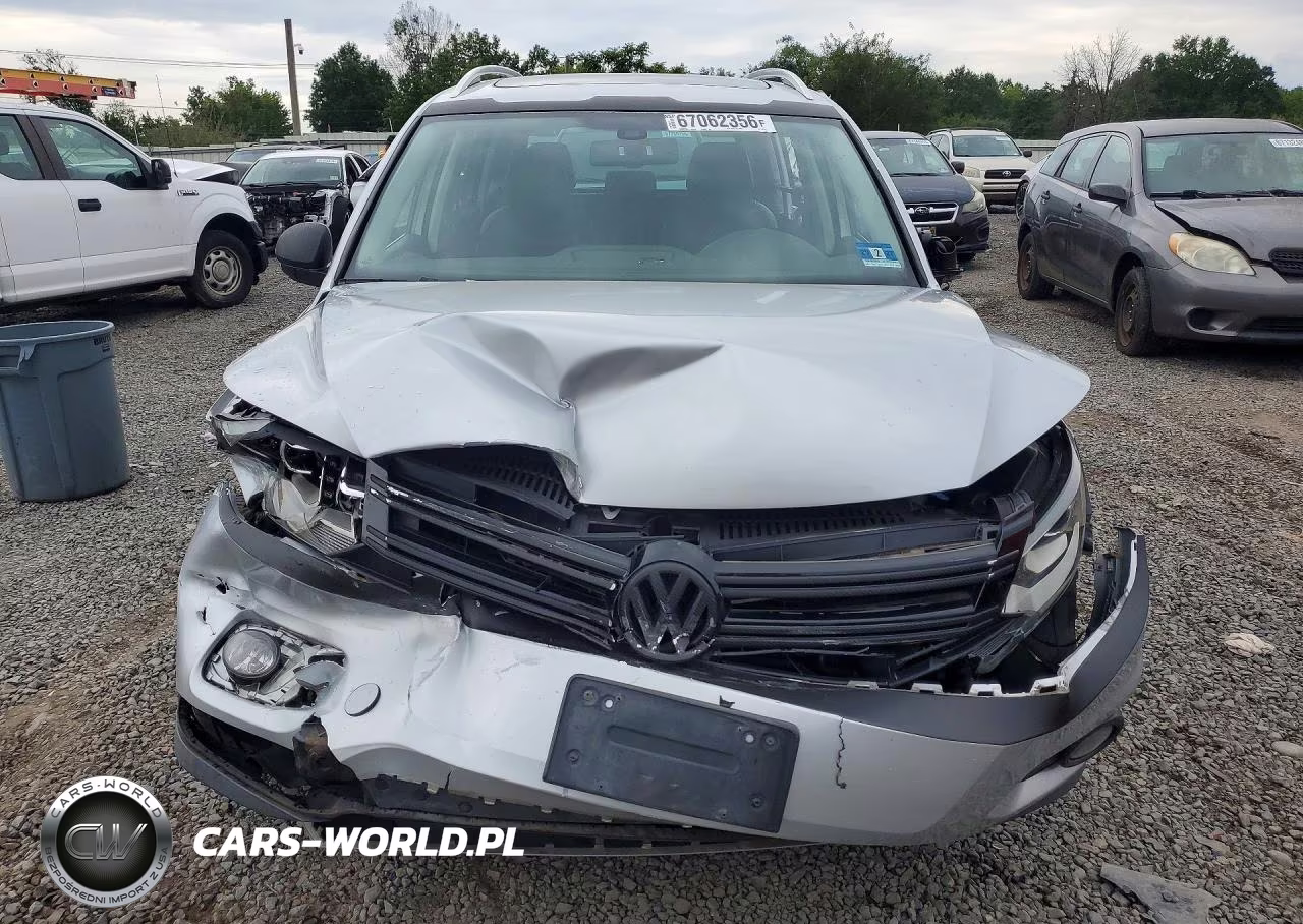 2012 Volkswagen Tiguan S VIN:WVGBV7AX0CW548897 - 5