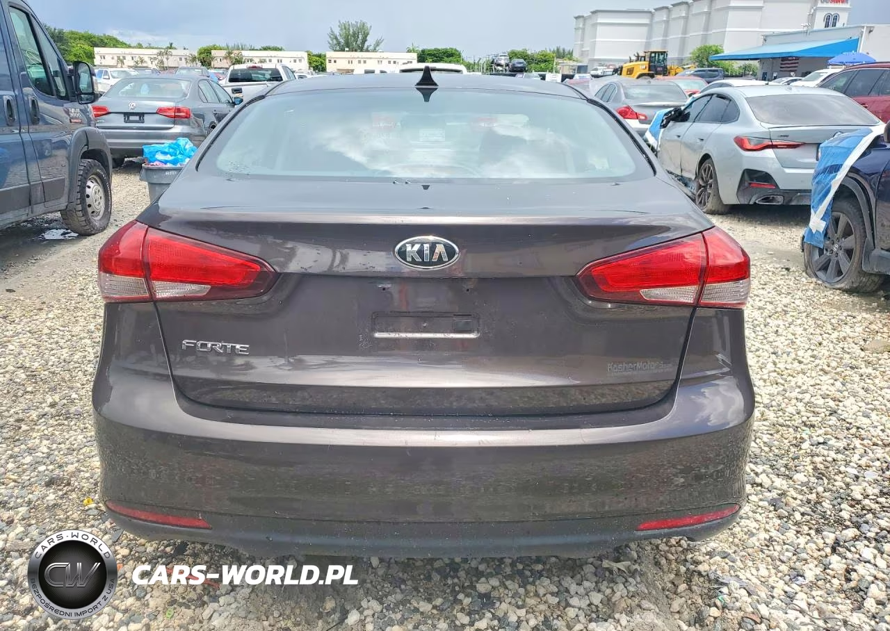 2018 Kia Forte Lx VIN:3KPFK4A74JE178705 - 6
