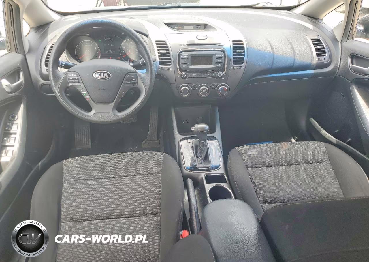 2018 Kia Forte Lx VIN:3KPFK4A74JE178705 - 8