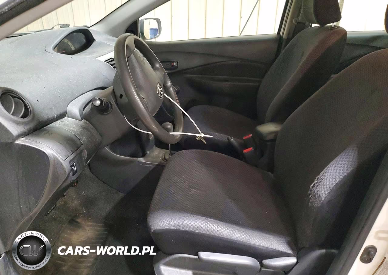 2007 Toyota Yaris Base VIN:JTDBT923X71042546 - 7
