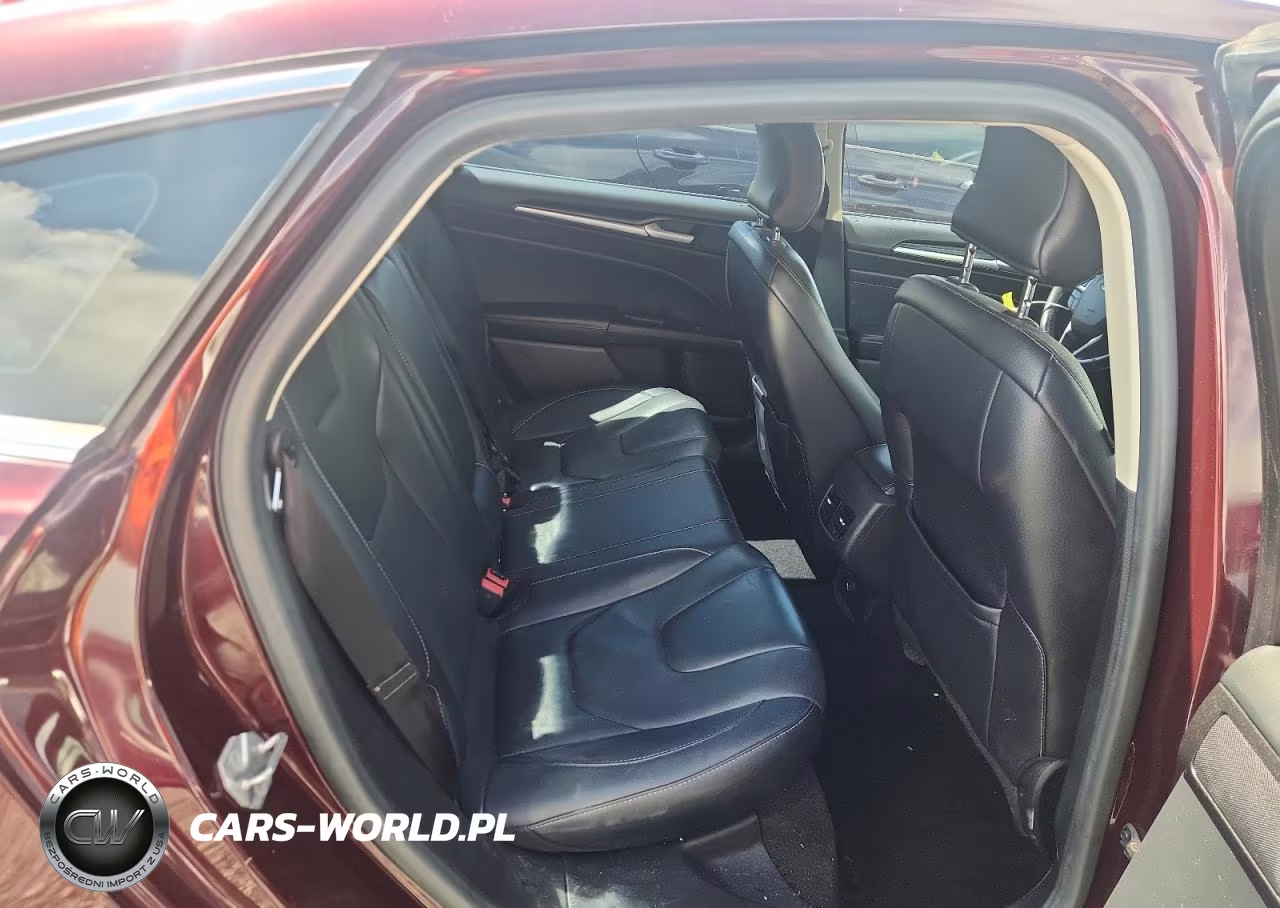2017 Ford Fusion Titanium VIN:3FA6P0K94HR270383 - 10