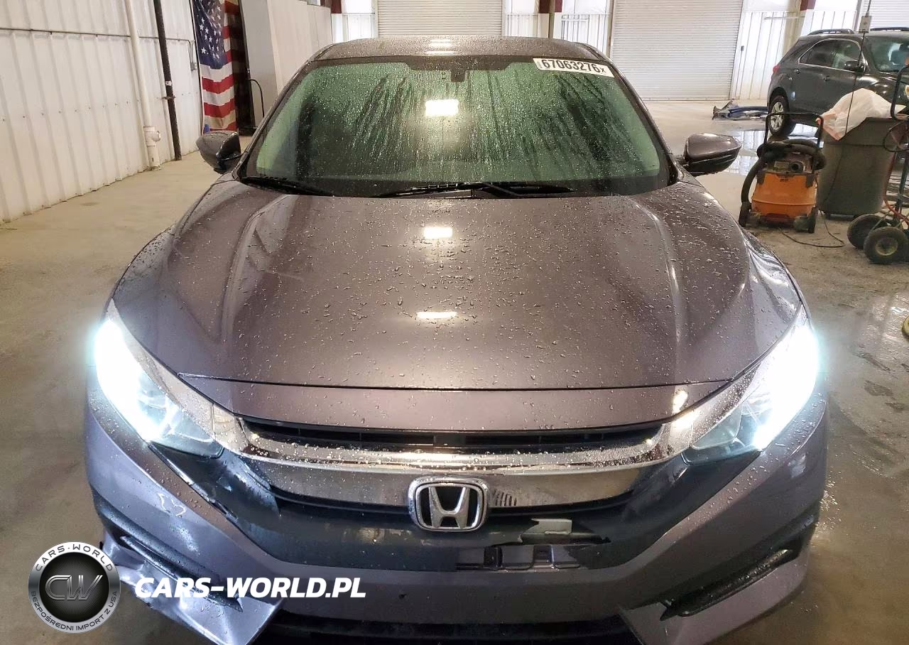 2018 Honda Civic Lx VIN:2HGFC2F50JH582437 - 5