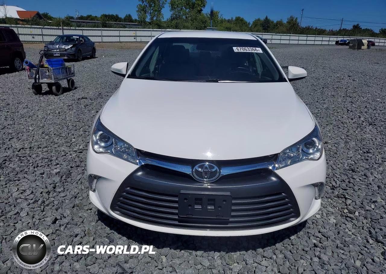 2017 Toyota Camry Le VIN:4T1BF1FK0HU658262 - 5