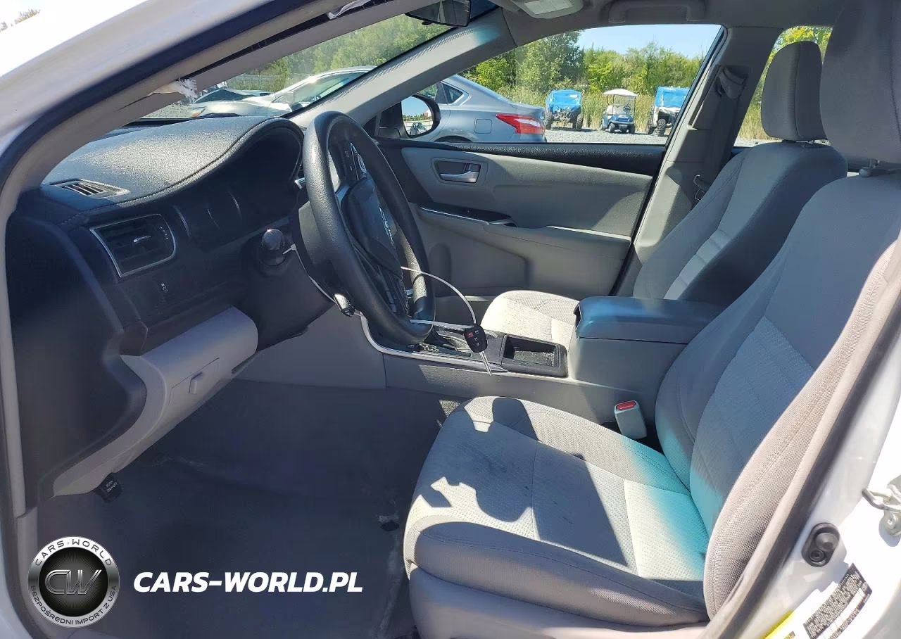 2017 Toyota Camry Le VIN:4T1BF1FK0HU658262 - 7