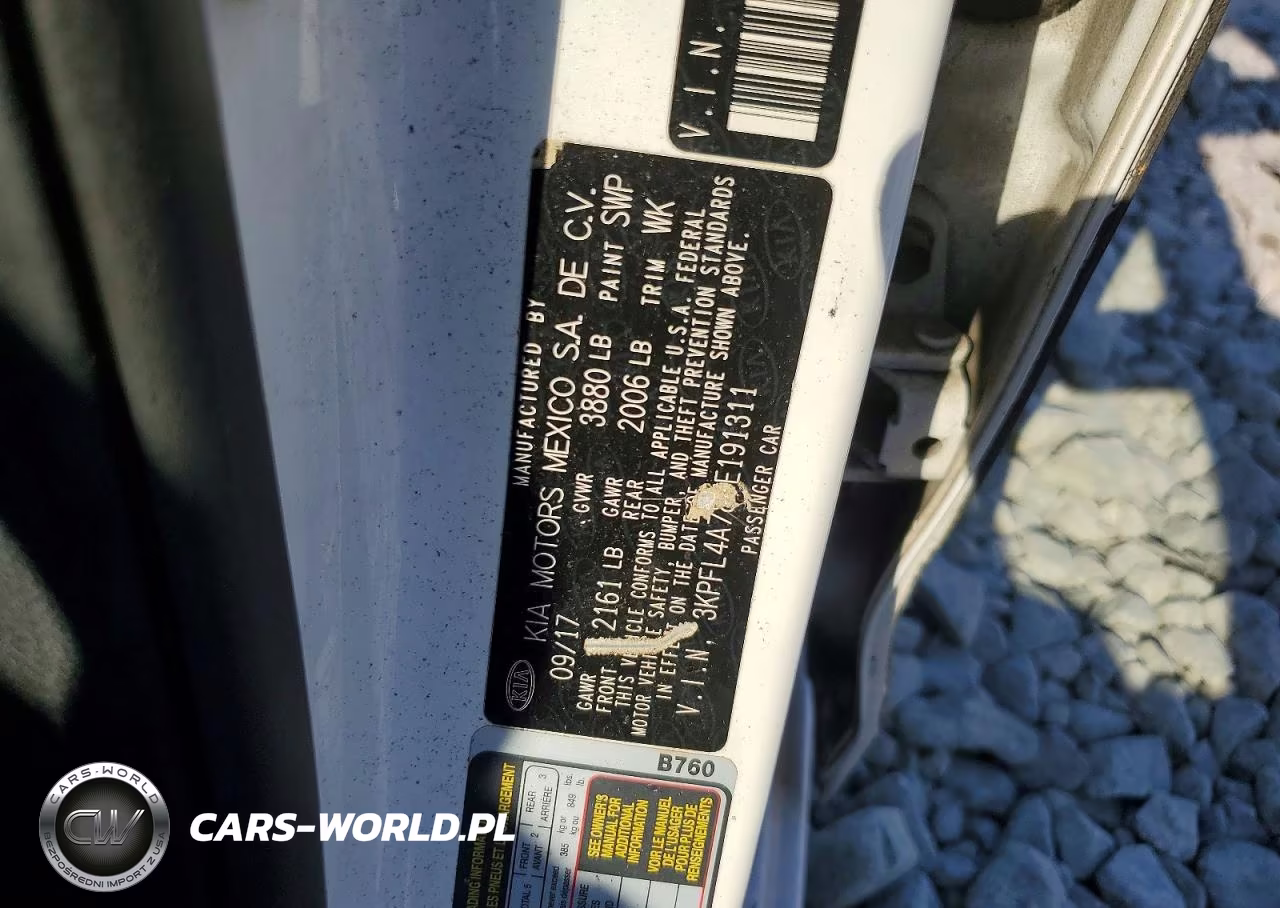 2018 Kia Forte Lx VIN:3KPFL4A78JE191311 - 12