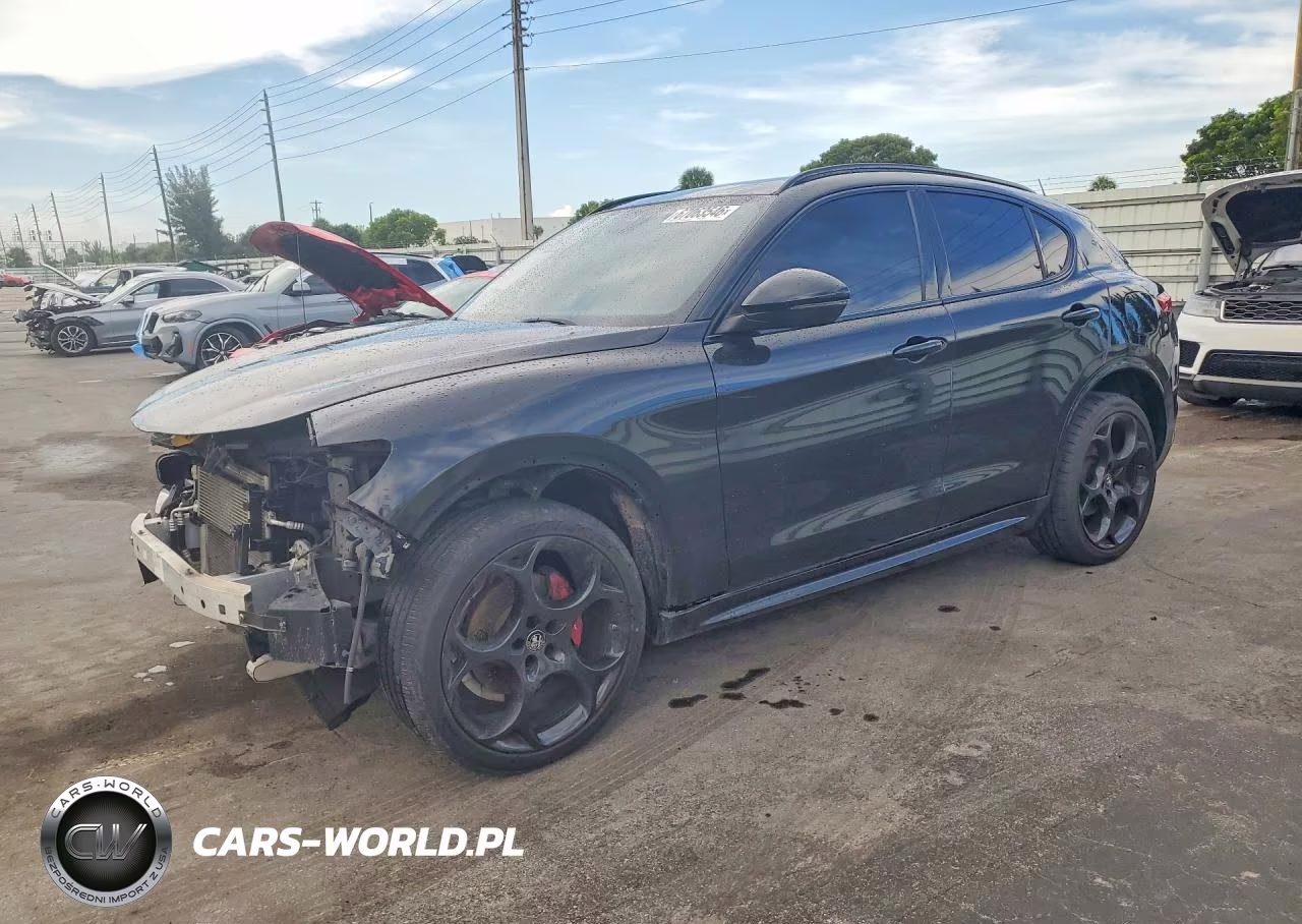 2022 Alfa Romeo Stelvio Ti