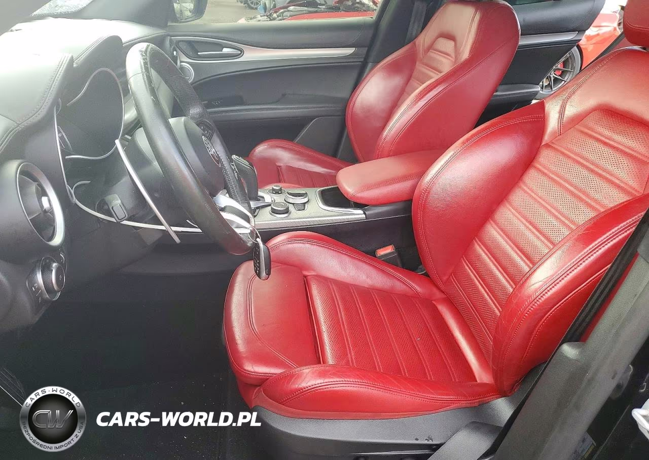 2022 Alfa Romeo Stelvio Ti VIN:ZASPAKBN2N7D24914 - 7