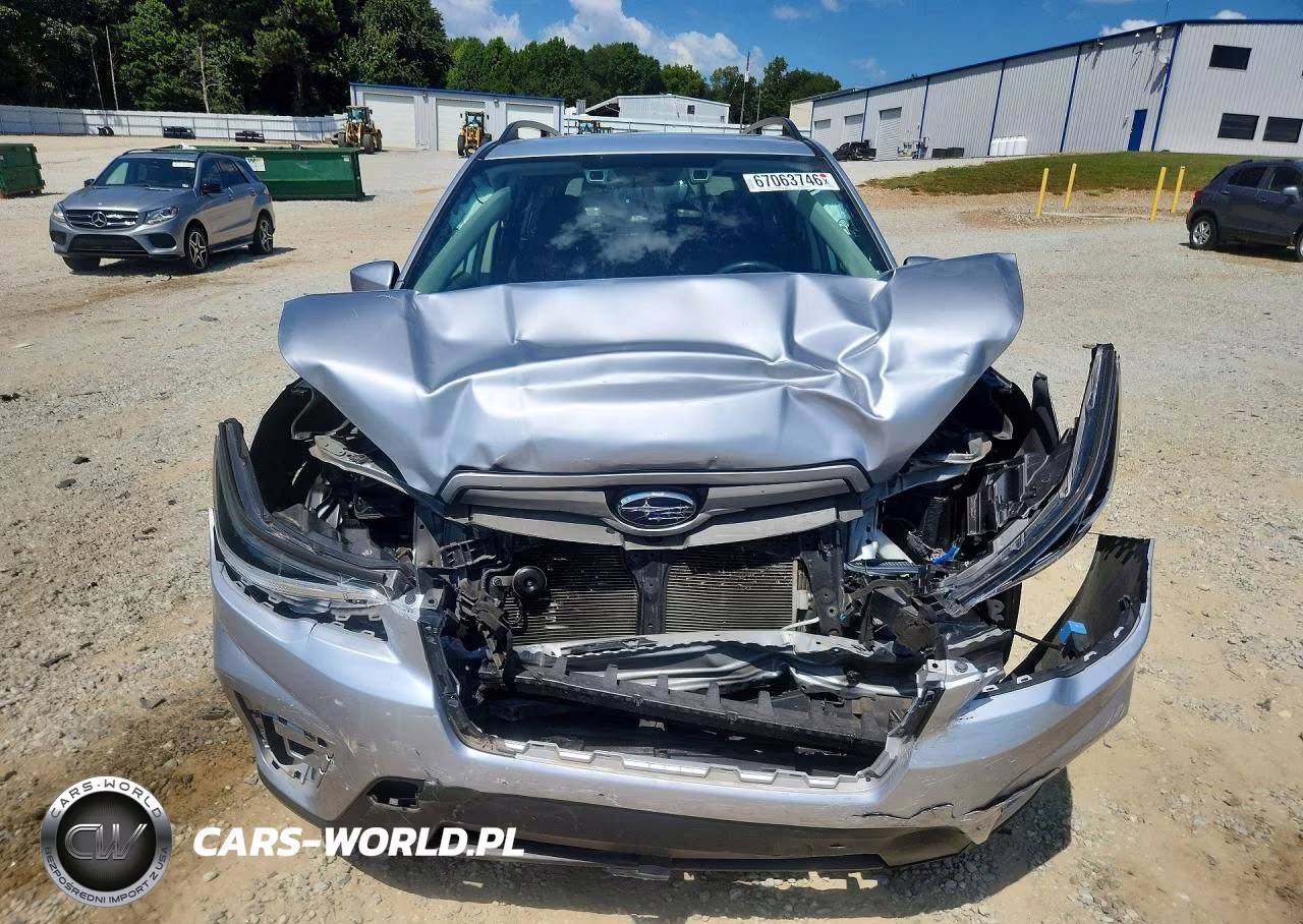2020 Subaru Forester Premium VIN:JF2SKAJC6LH564048 - 5