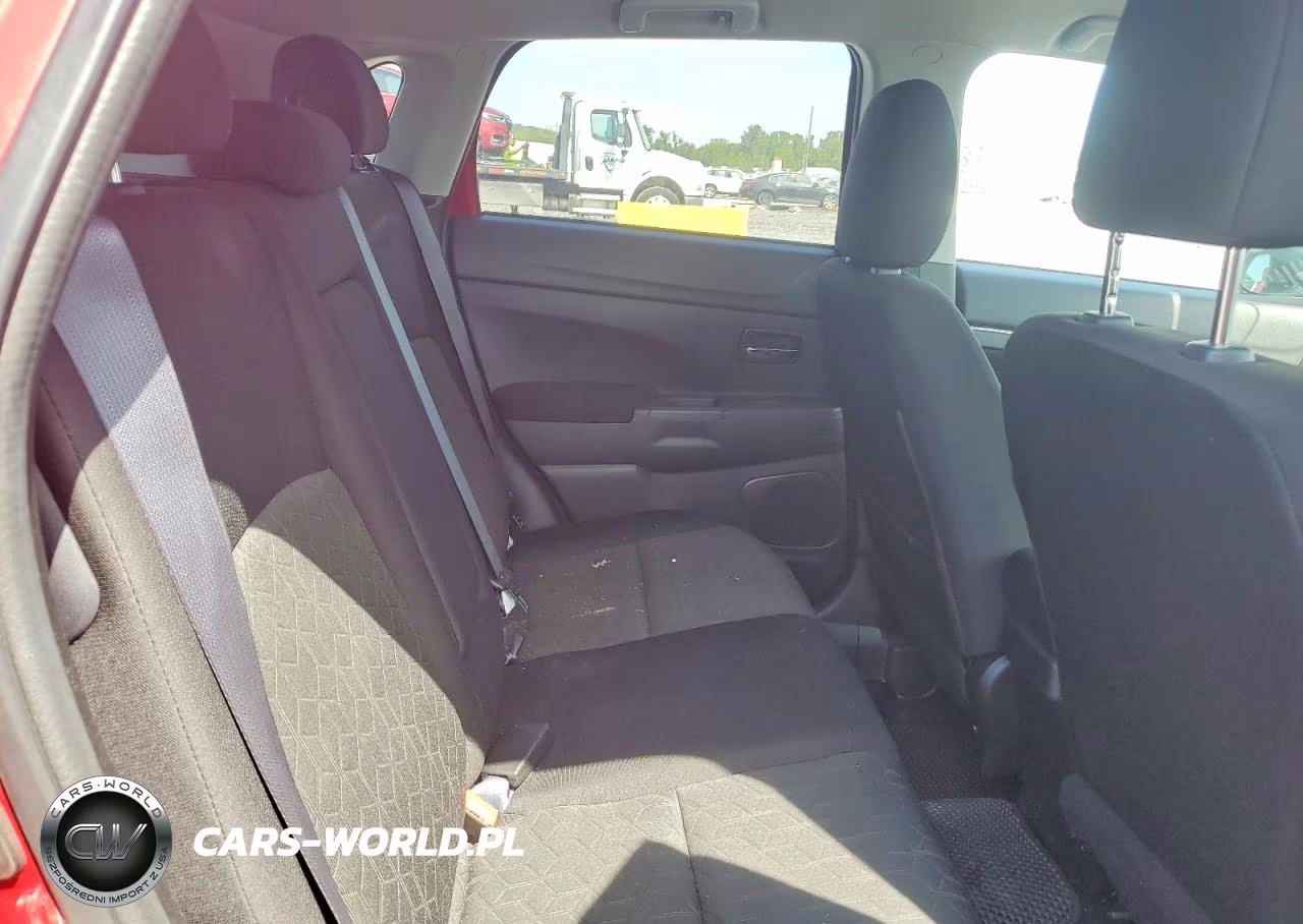 2021 Mitsubishi Outlander Sport Es VIN:JA4APUAUXMU028678 - 11