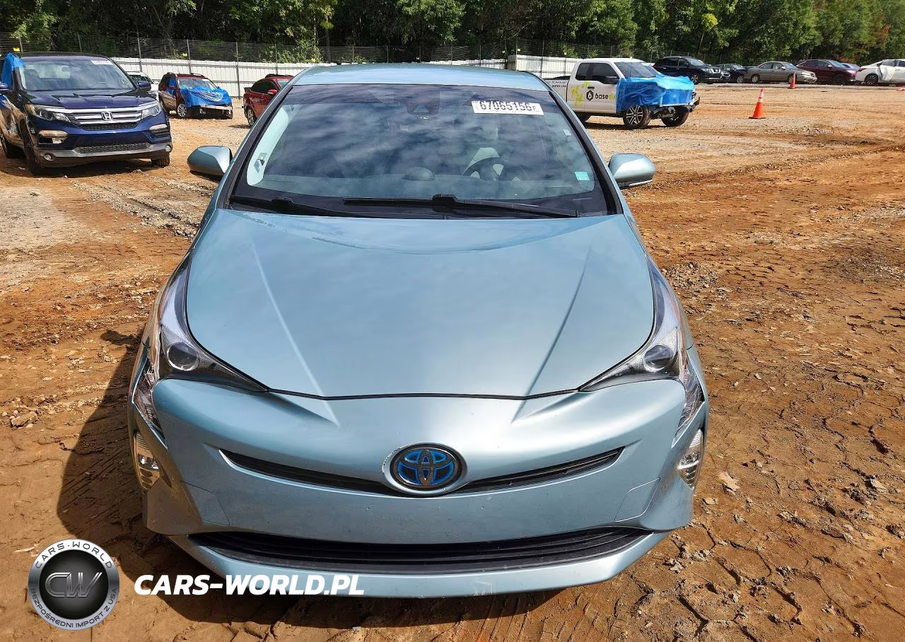 2016 Toyota Prius Four Touring VIN:JTDKARFU7G3521472 - 5