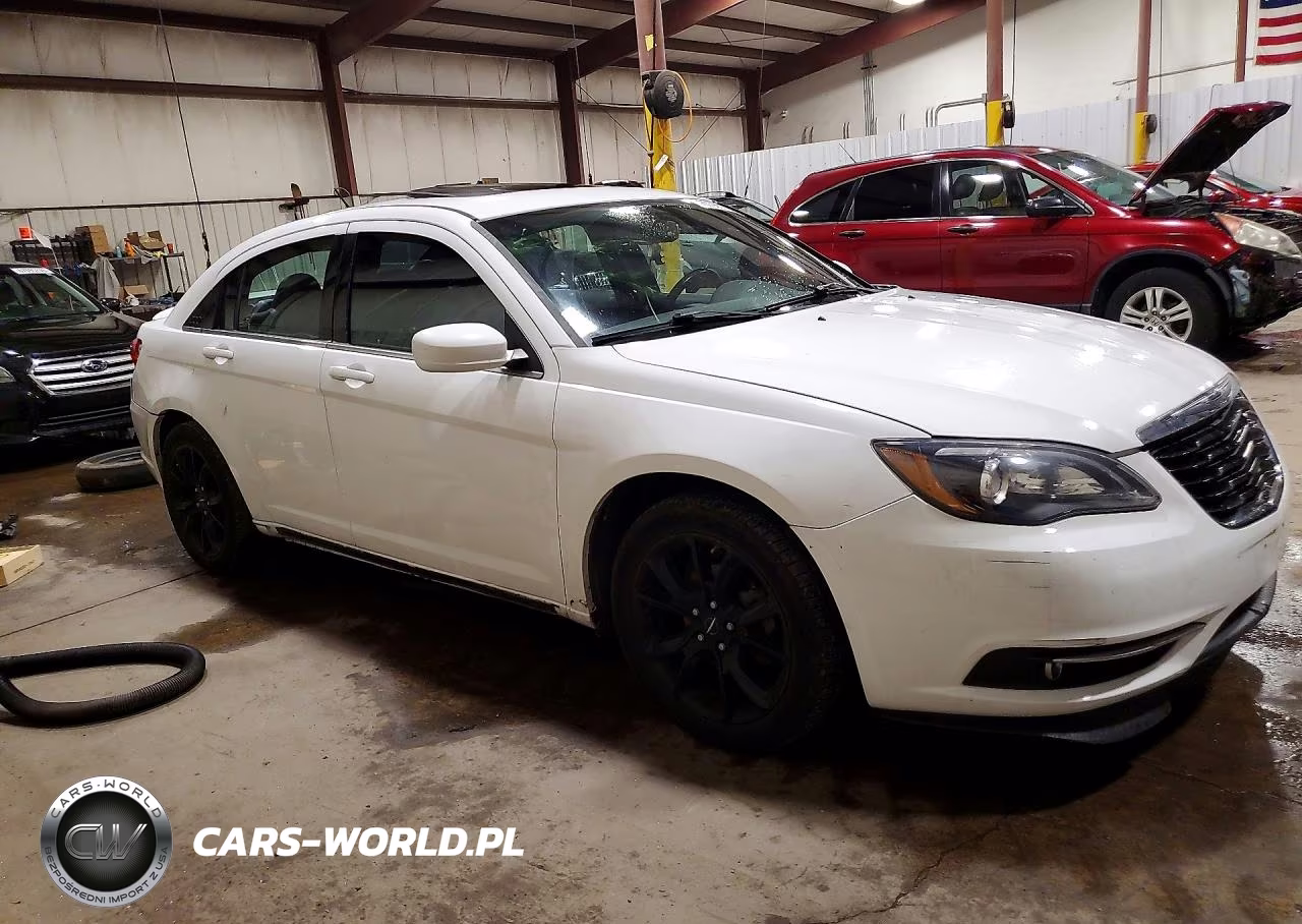 2013 Chrysler 200 Limited VIN:1C3CCBCG9DN738031 - 4