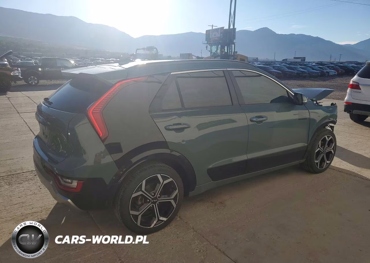2023 Kia Niro Sx VIN:KNDCT3LE2P5110347 - 3